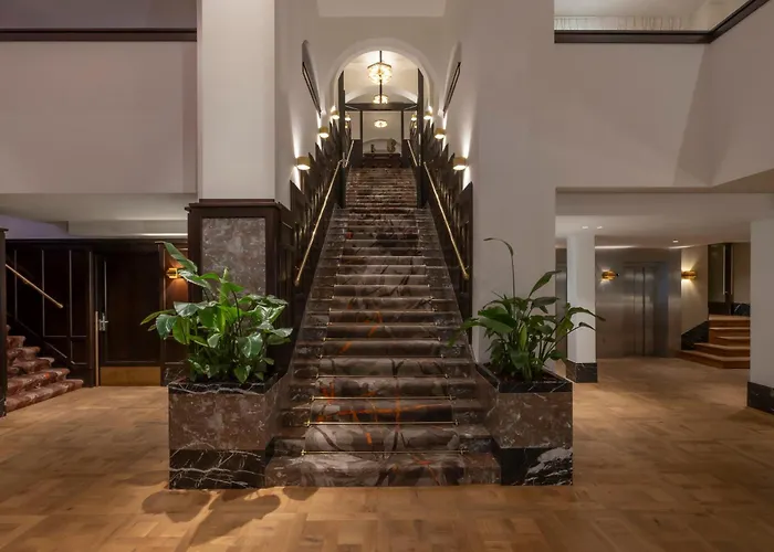 Clayton Amsterdam AmericanAlbergo